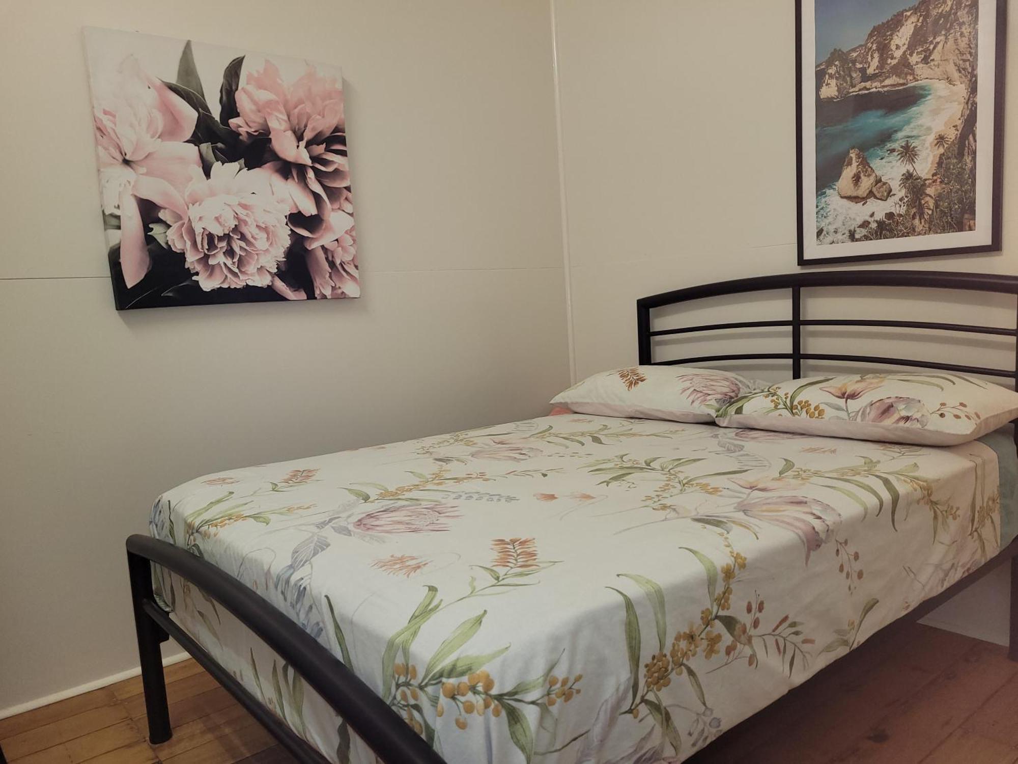 Travellers Paradise Cairns Kültér fotó A double bed